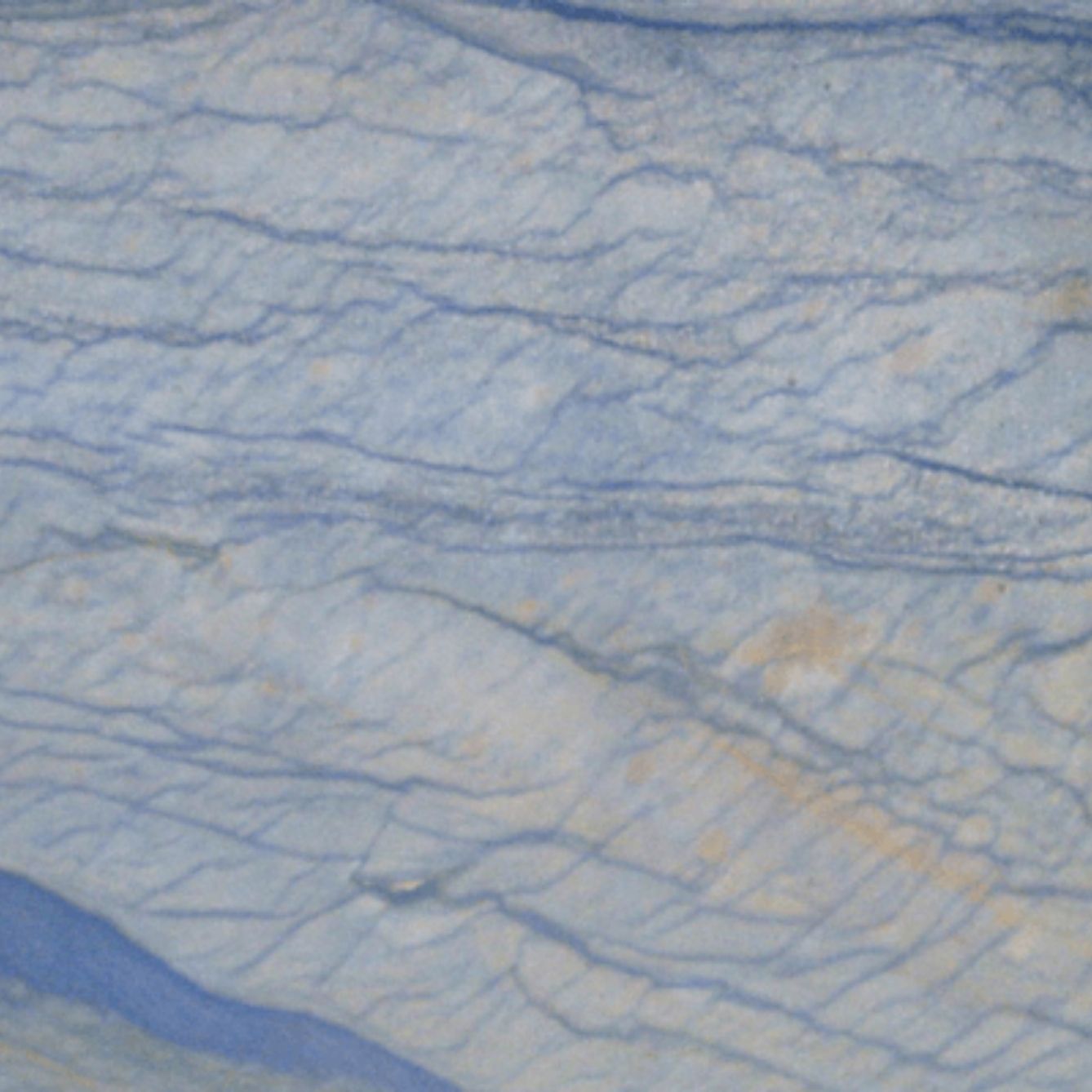 Lavorazione artigianale della quarzite a Benevento