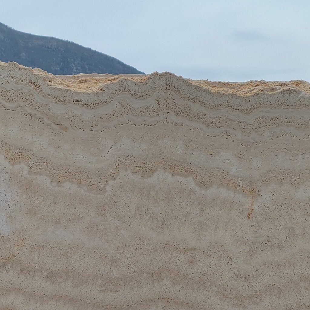 Lavorazione artigianale del travertino