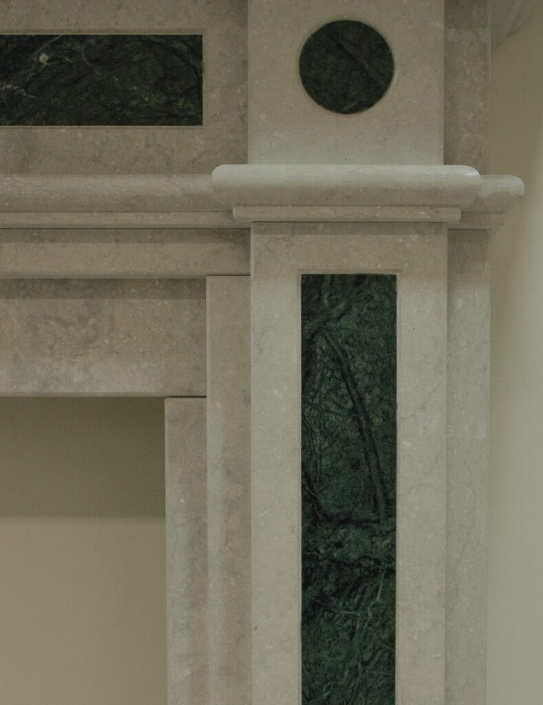 Realizzazione camini in pietra e marmo a San Lorenzello